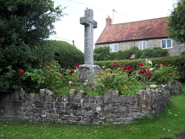 War_Memorial,_Kington_Magna_-_geograph.org.uk_-_475357